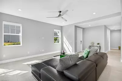 2554 Seychelles Dr #904, Naples, FL 34112 - Photo 7