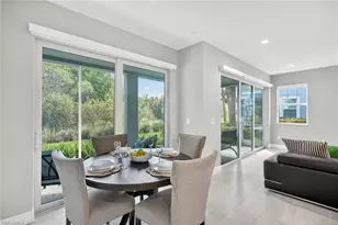 2554 Seychelles Dr, Naples, FL 34112 - Photo 9