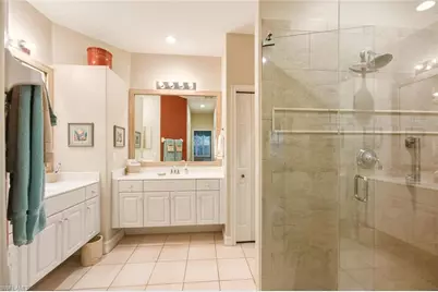 694 Catamaran Ct, Naples, FL 34110 - Photo 17