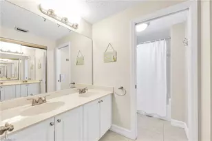 1044 Woodshire Ln, Naples, FL 34105 - Photo 23