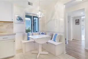 905 New Waterford Dr, Naples, FL 34104 - Photo 5