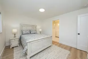 3560 Corana Way, Naples, FL 34105 - Photo 13