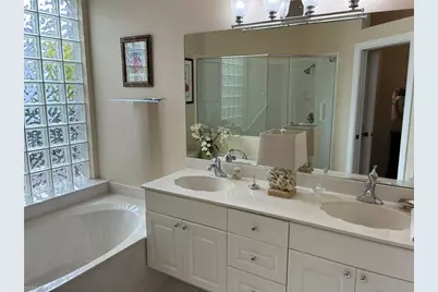 163 Vista Ln, Naples, FL 34119 - Photo 13