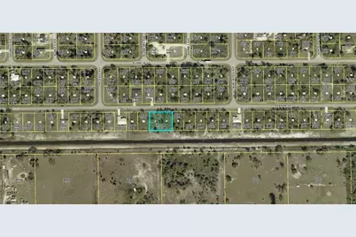 1242 Bermar St, Fort Myers, FL 33913 - Photo 3