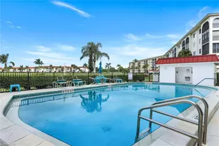 37 High Point Cir E, Naples, FL 34103 - Photo 23