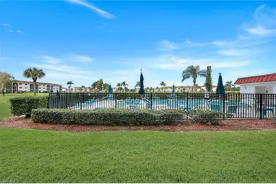 37 High Point Cir E #109, Naples, FL 34103 - Photo 21