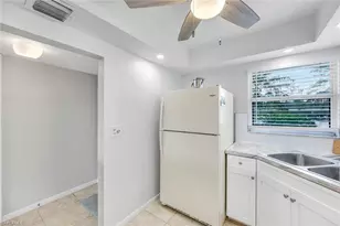 37 High Point Cir E, Naples, FL 34103 - Photo 5