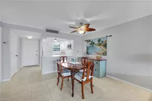 37 High Point Cir E, Naples, FL 34103 - Photo 7