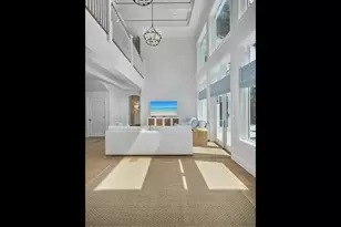 570 2nd Ave N, Naples, FL 34102 - Photo 7