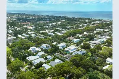 570 2nd Ave N, Naples, FL 34102 - Photo 41