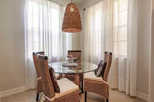 9105 Yuba Ln, Naples, FL 34113 - Photo 7