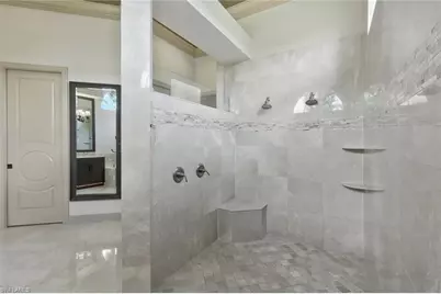 5869 Hammock Isles Cir, Naples, FL 34119 - Photo 21