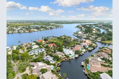 2170 Marina Dr, Naples, FL 34102 - Photo 7