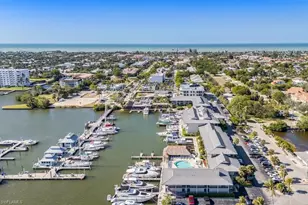 900 Broad Ave S, Naples, FL 34102 - Photo 19