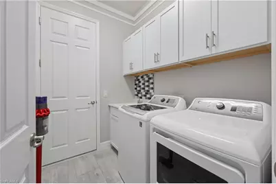 2098 Antigua Ln, Naples, FL 34120 - Photo 25