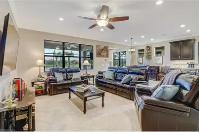 7567 Winding Cypress Dr, Naples, FL 34114 - Photo 5