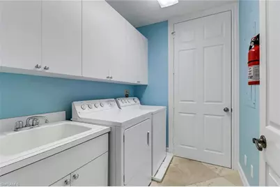 400 Flagship Dr #1206 PENTHOUSE, Naples, FL 34108 - Photo 23