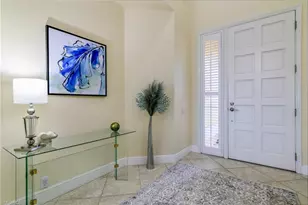 66 Fountain Cir, Naples, FL 34119 - Photo 11