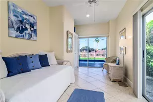 66 Fountain Cir, Naples, FL 34119 - Photo 25