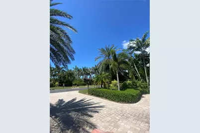 4948 Coach Ln, Naples, FL 34114 - Photo 7