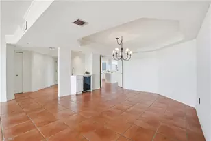 6849 Grenadier Blvd, Naples, FL 34108 - Photo 9