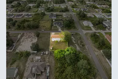 3303 6th St SW, Lehigh Acres, FL 33976 - Photo 23