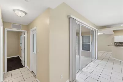 1622 NE 8th Pl, Cape Coral, FL 33909 - Photo 27