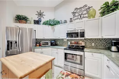 3055 Horizon Ln #1706, Naples, FL 34109 - Photo 5