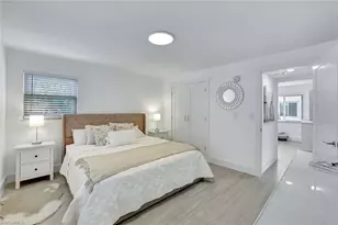 1155 Sandpiper St, Naples, FL 34102 - Photo 7