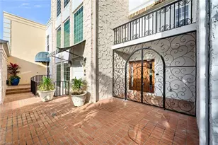 4000 Gulf Shore Blvd N, Naples, FL 34103 - Photo 3