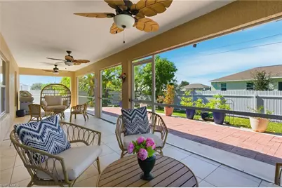 1206 NE 5th Ave, Cape Coral, FL 33909 - Photo 13