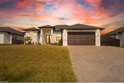 209 Kismet Pkwy E, Cape Coral, FL 33909 - Photo 1