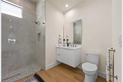 209 Kismet Pkwy E, Cape Coral, FL 33909 - Photo 11