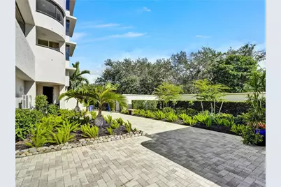 6825 Grenadier Blvd #102, Naples, FL 34108 - Photo 17