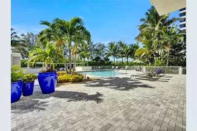 6825 Grenadier Blvd #102, Naples, FL 34108 - Photo 15