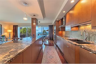 3401 Gulf Shore Blvd N #203, Naples, FL 34103 - Photo 9