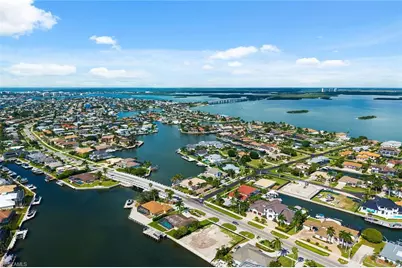 450 N Barfield Dr, Marco Island, FL 34145 - Photo 19