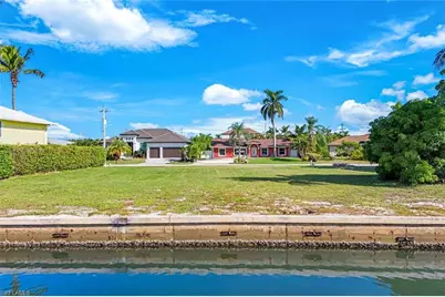 128 S Bahama Ave, Marco Island, FL 34145 - Photo 3