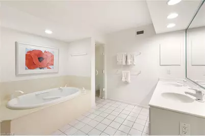 112 Wilderness Dr #123, Naples, FL 34105 - Photo 17