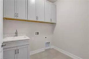 335 Tamarindo Ln, Naples, FL 34114 - Photo 31