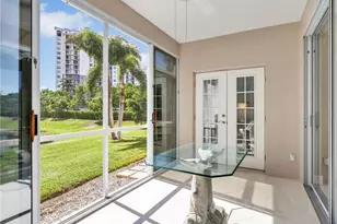 651 Wiggins Lake Dr, Naples, FL 34110 - Photo 19