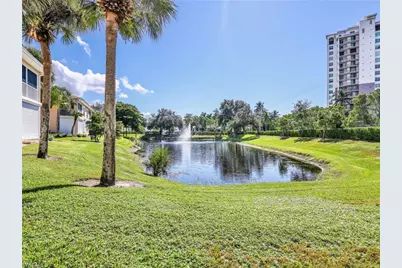651 Wiggins Lake Dr #101, Naples, FL 34110 - Photo 21