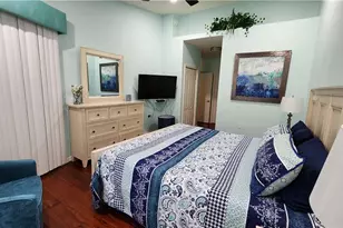 3545 Laurel Greens Ln N, Naples, FL 34119 - Photo 7