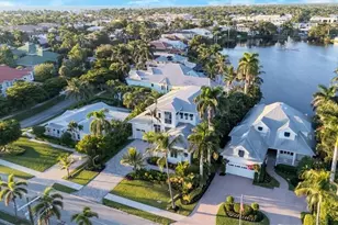 493 8th Ave S, Naples, FL 34102 - Photo 37