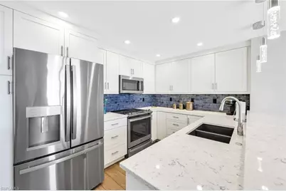 9653 Gulf Shore Dr #402, Naples, FL 34108 - Photo 15