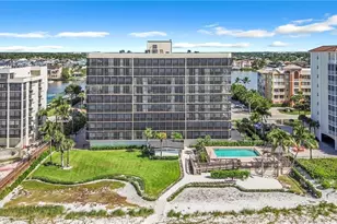 9653 Gulf Shore Dr, Naples, FL 34108 - Photo 41