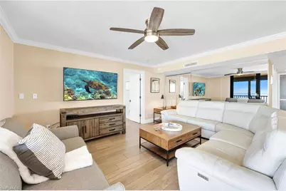 9653 Gulf Shore Dr #402, Naples, FL 34108 - Photo 9