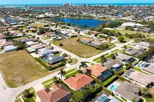 1442 Biscayne Way, Marco Island, FL 34145 - Photo 21