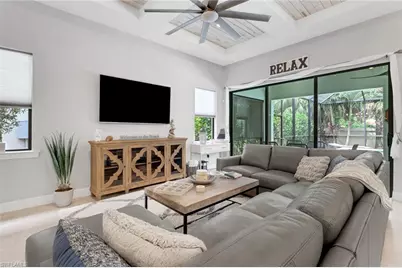 7289 Birchmore St, Naples, FL 34109 - Photo 11