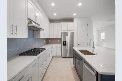 8937 Oceana Way, Naples, FL 34114 - Photo 15